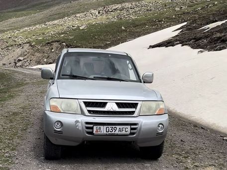 Mitsubishi Pajero, 2006 — 照片 1