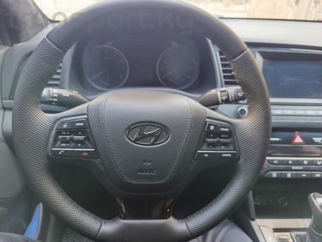 Hyundai Elantra, 2017 — 照片 13