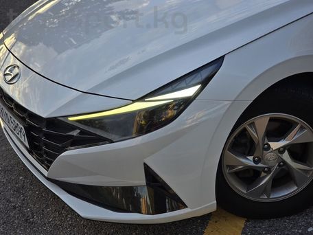 Hyundai Avante, 2022 — photo 18