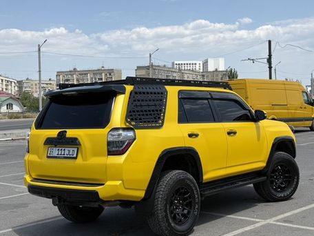 Toyota 4Runner, 2019 — фото 4