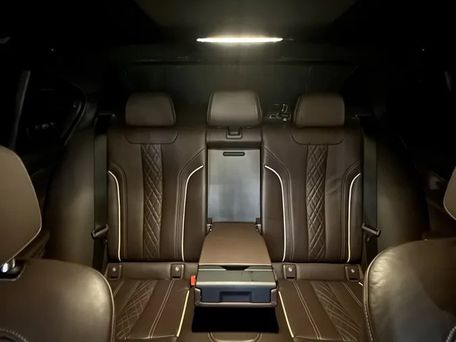 BMW 5 серии, 2020 — 照片 11