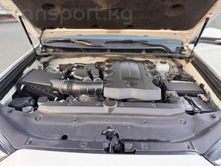 Toyota 4Runner, 2020 — photo 12