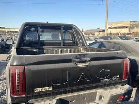 JAC T9, 2026 — photo 4