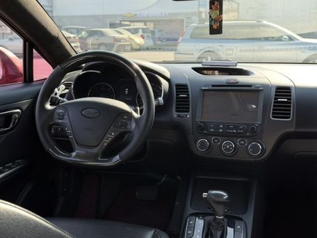 Kia K3, 2017 — photo 9