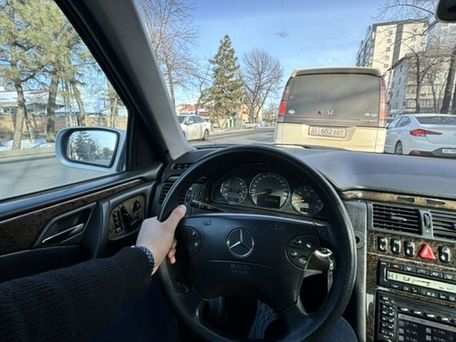 Mercedes-Benz E-Класс, 2000 — сүрөт 3