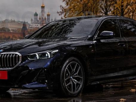 BMW 5 серии, 2025 — 照片 1