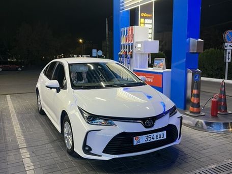 Toyota Corolla, 2023 — 照片 2