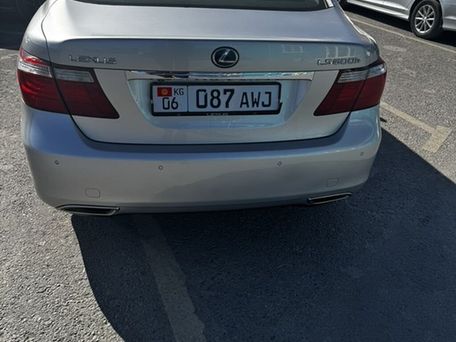 Lexus LS, 2008 — photo 2