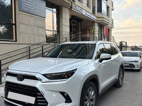 Toyota Grand Highlander, 2024 — 照片 2