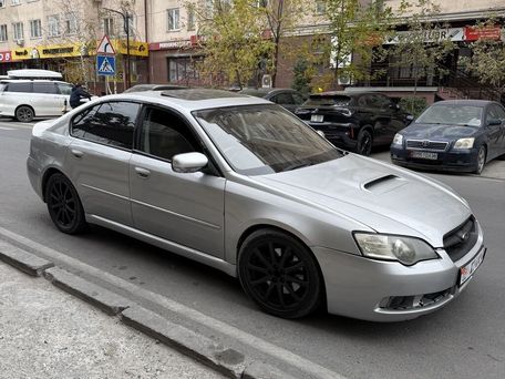 Subaru Legacy, 2003 — 照片 3