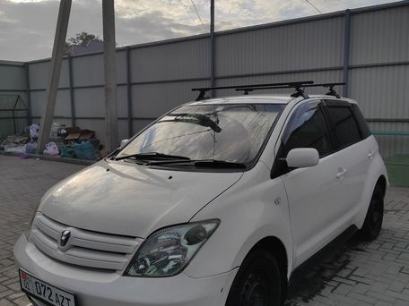 Toyota Ist, 2003 — 照片 3