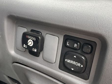 Toyota Estima, 2003 — фото 11