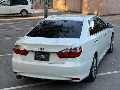 Toyota Camry, 2017 — photo 3