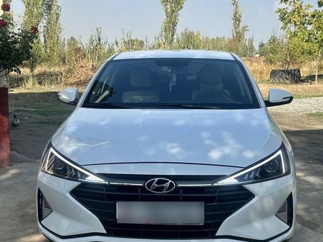 Hyundai Avante, 2018 — сүрөт 1