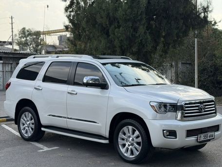 Toyota Sequoia, 2020 — фото 1