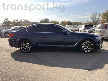 BMW 5 Series, 2019 — photo 8