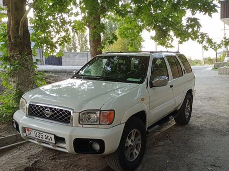 Nissan Pathfinder, 2000 — 照片 5