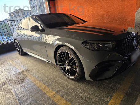 Mercedes-Benz E-Class, 2025 — photo 1