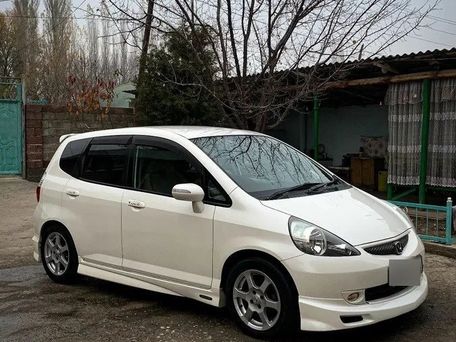Honda Fit, 2007 — фото 2