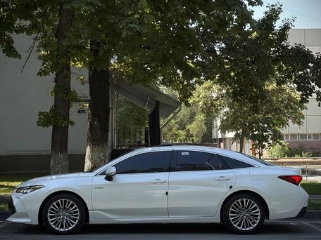 Toyota Avalon, 2019 — 照片 1