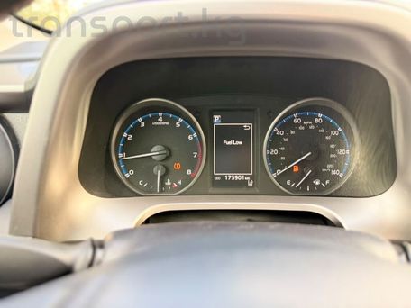 Toyota RAV4, 2017 — photo 12
