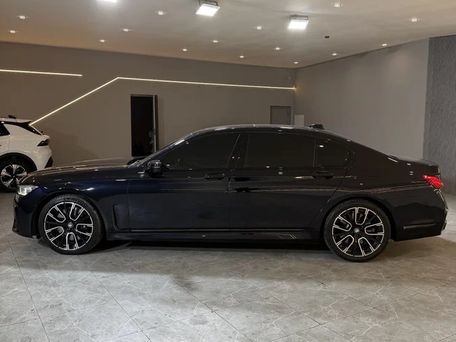 BMW 7 серии, 2021 — 照片 3