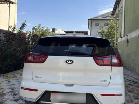 Kia Niro, 2017 — фото 3