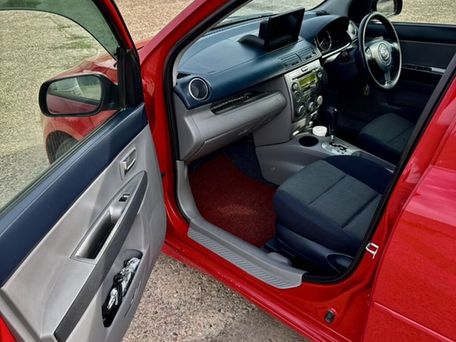 Mazda Demio, 2003 — фото 16