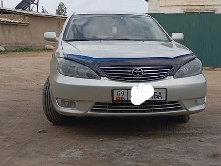 Toyota Camry, 2004