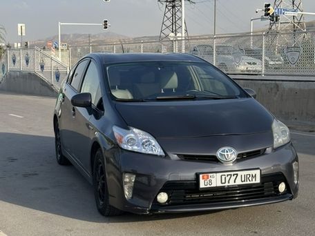 Toyota Prius, 2015