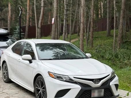 Toyota Camry, 2019 — 照片 3