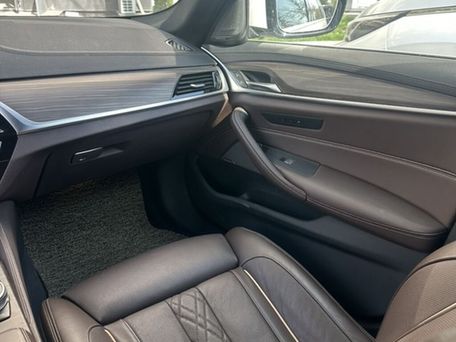 BMW 5 серии, 2021 — photo 7