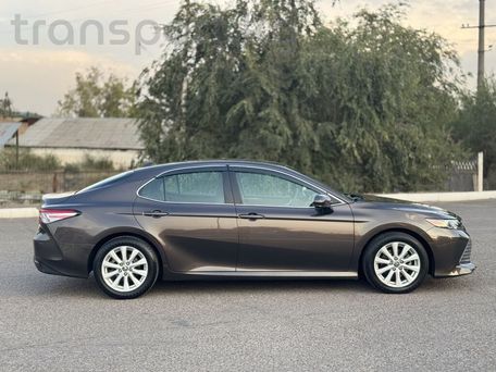 Toyota Camry, 2018 — фото 6