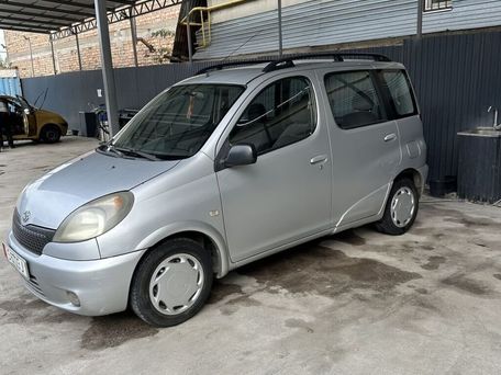 Toyota Yaris Verso, 2000 — сүрөт 1
