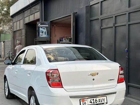 Chevrolet Cobalt, 2023 — 照片 3
