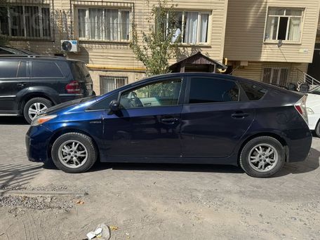 Toyota Prius, 2013 — фото 2
