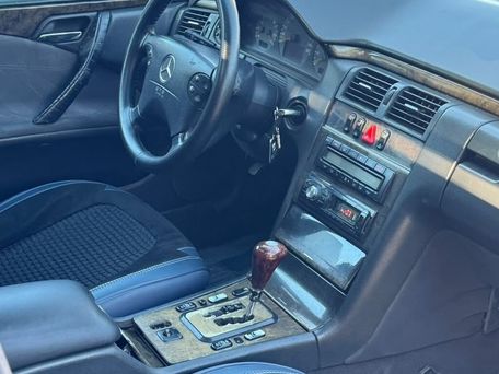 Mercedes-Benz E-Class, 2001 — photo 7
