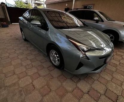 Toyota Prius, 2017 — фото 2