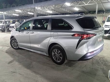 Toyota Sienna, 2021 — сүрөт 3