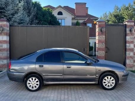 Mitsubishi Carisma, 2003 — 照片 2