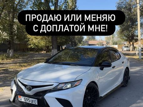 Toyota Camry, 2019 — photo 1