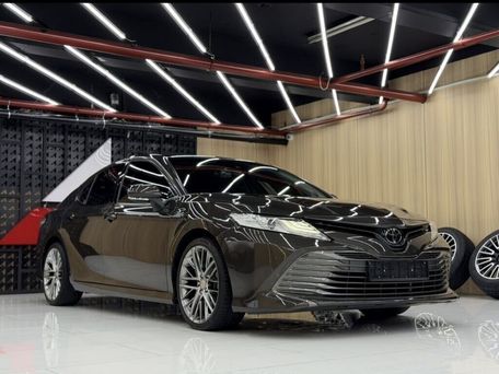 Toyota Camry, 2018 — 照片 7