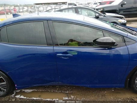 Toyota Prius v (+), 2024 — сүрөт 12