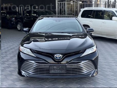 Toyota Camry, 2018 — фото 2