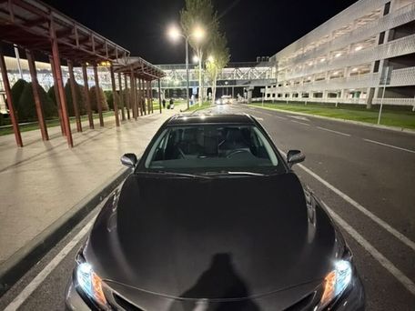 Toyota Camry, 2021 — 照片 5