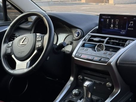 Lexus NX, 2019 — 照片 7