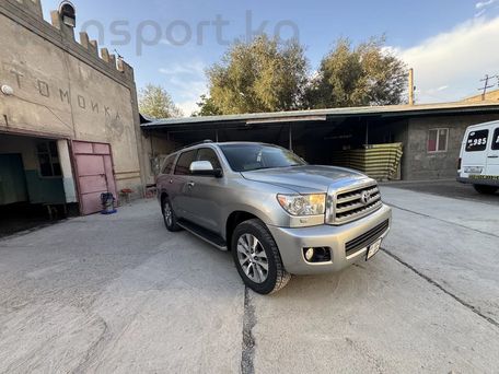 Toyota Sequoia, 2008