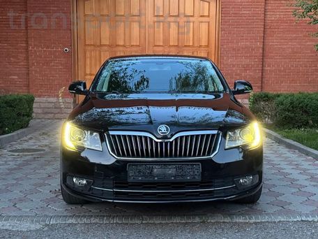 Skoda Superb, 2013 — фото 1