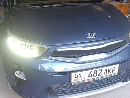 Kia Stonic, 2018 — фото 1