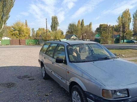 Volkswagen Passat, 1992 — 照片 2